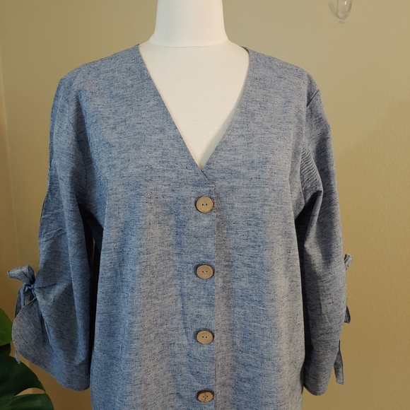 Linen Blend - Over sized Blouse with Bow Details - - Picture 7 of 7